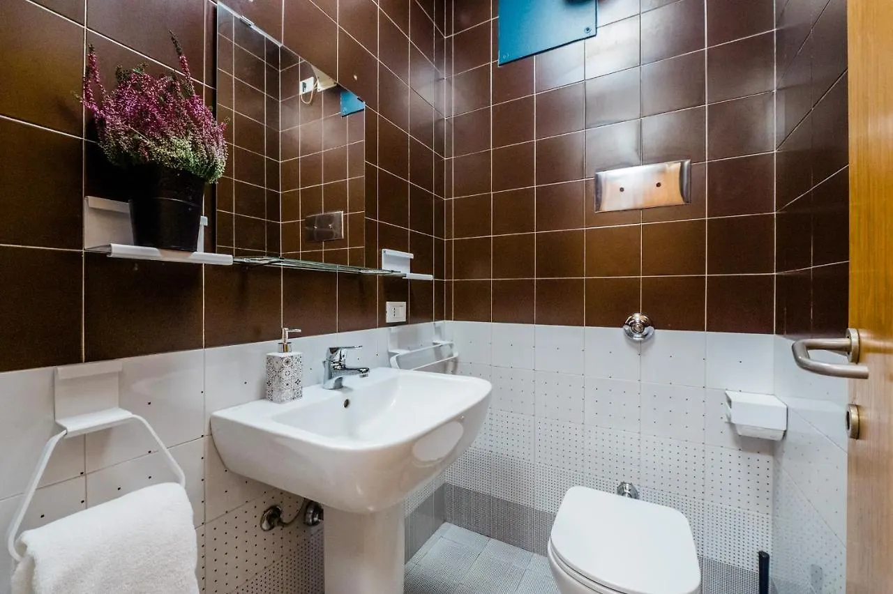 ברגמו Feel - Salvecchio Apartments 0*,  איטליה